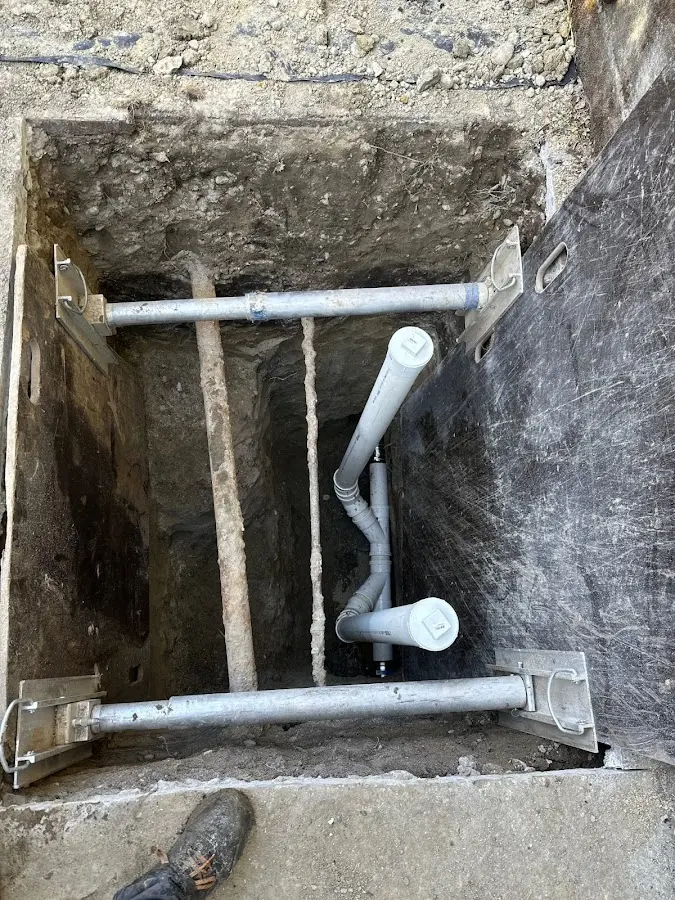 Experienced plumber completing Gas Line Repair work in Dupo